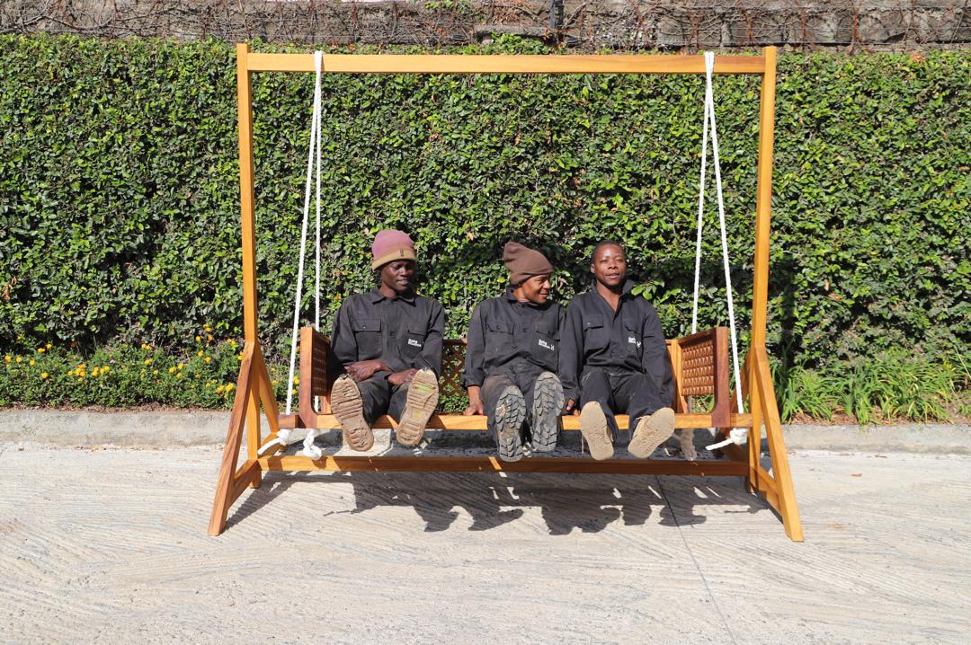 Bembea Swinging DayBed