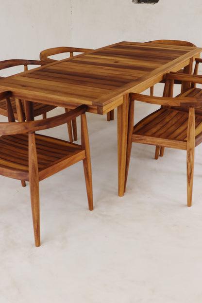Pembe Dining Set