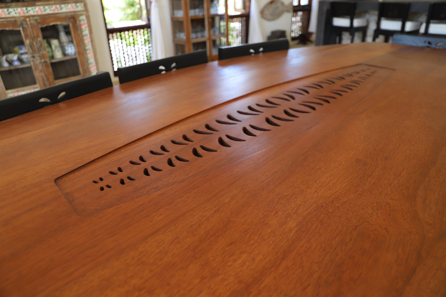 Shamsa Dining Set