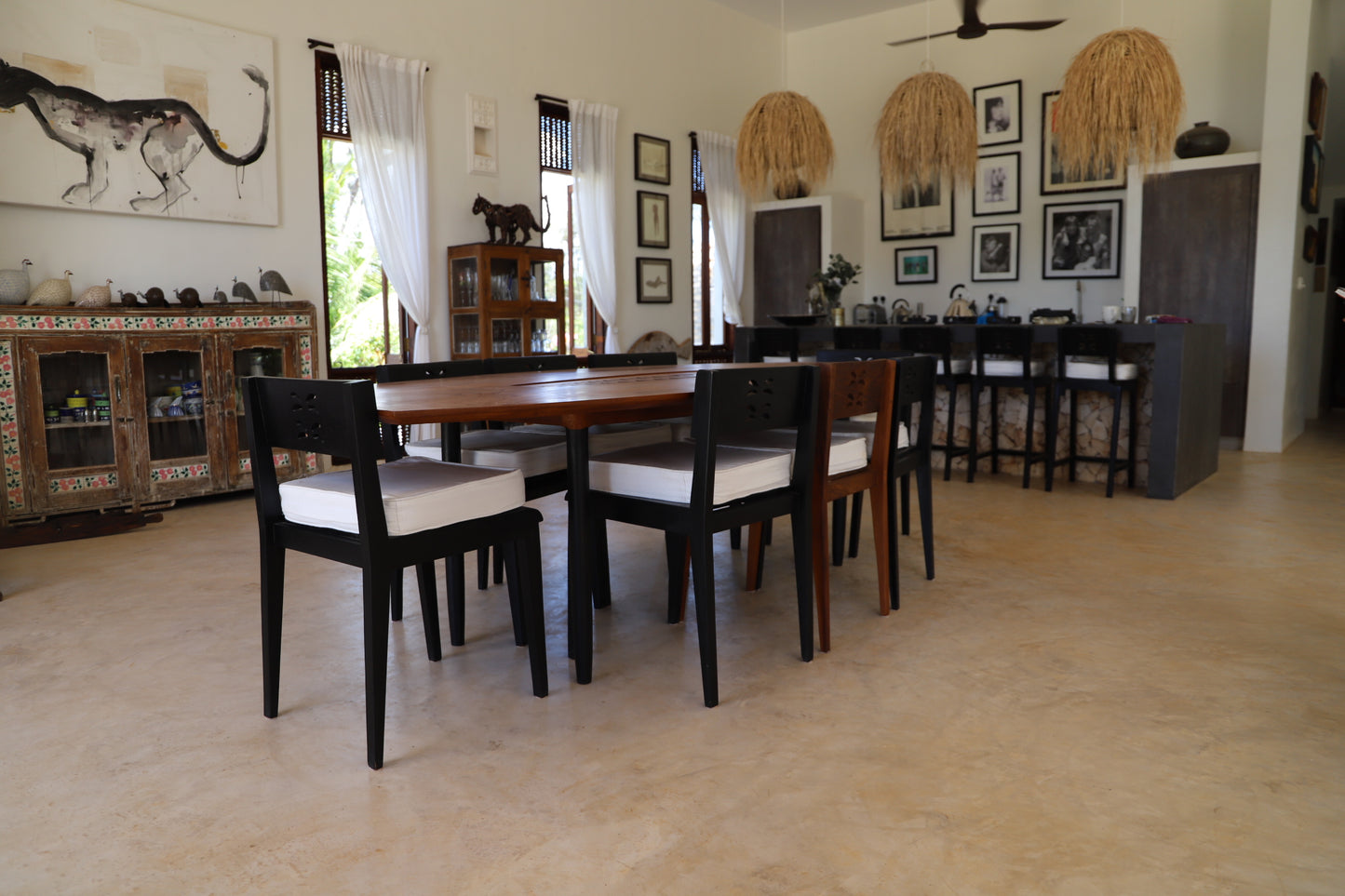 Shamsa Dining Set