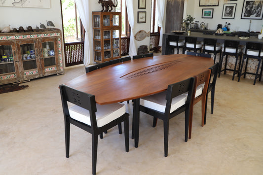 Shamsa Dining Set
