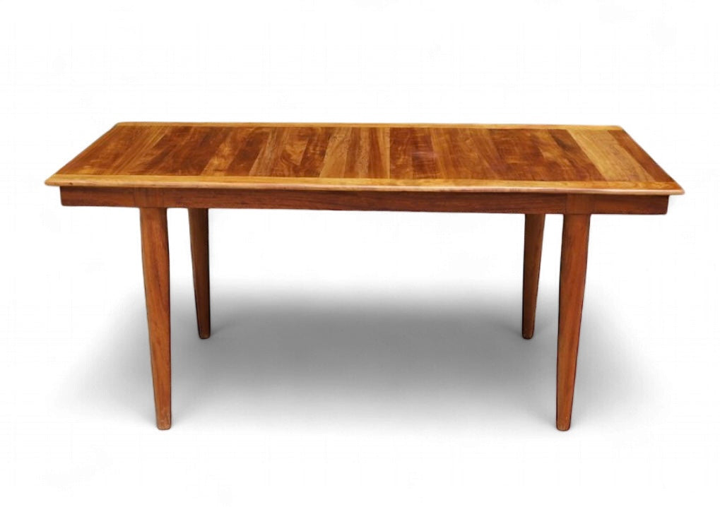 Hemali Table