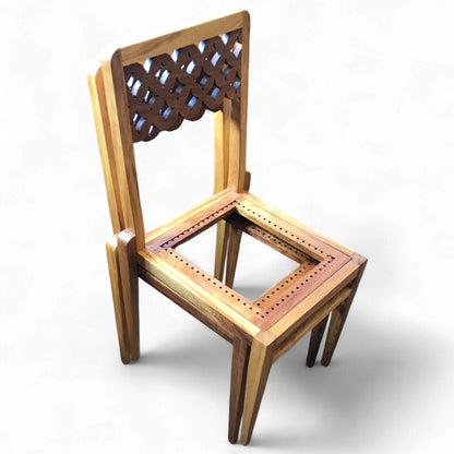 Komo Chair
