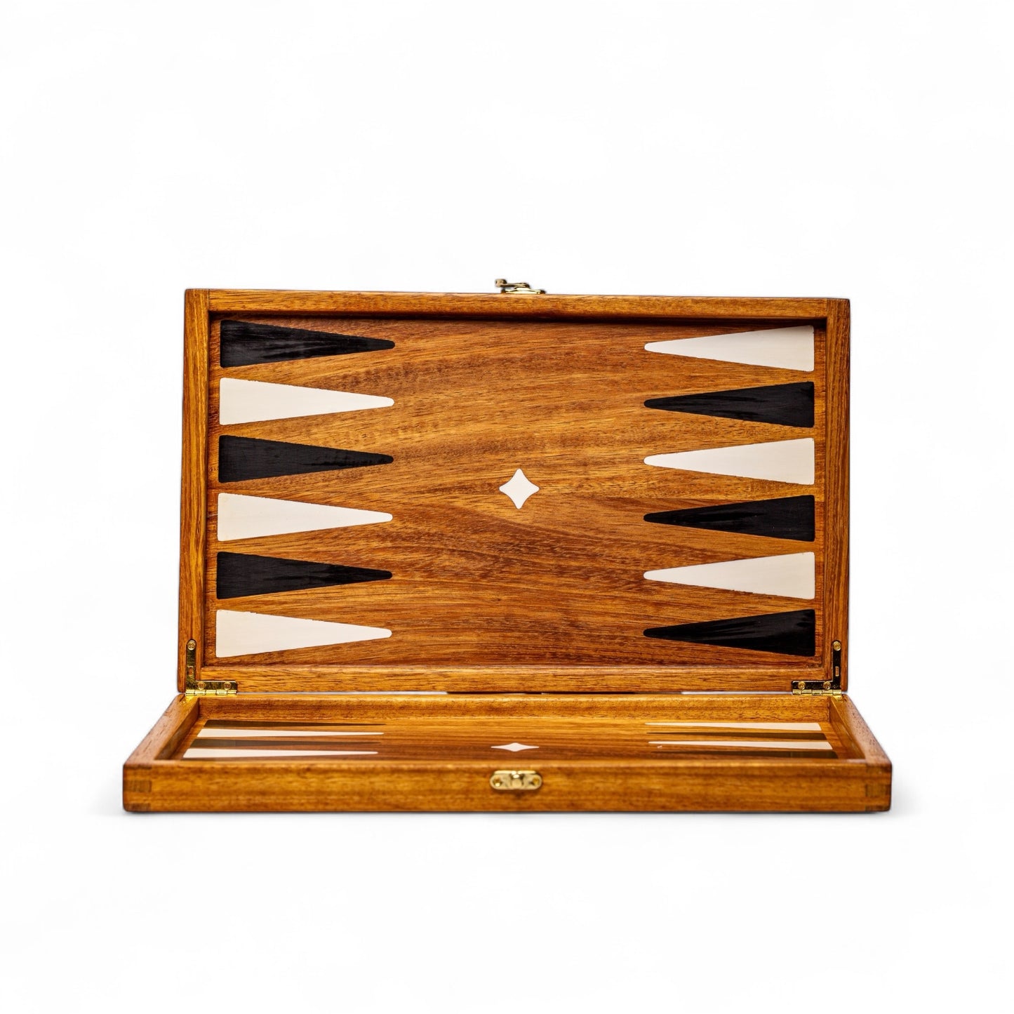 Lamu Backgammon board