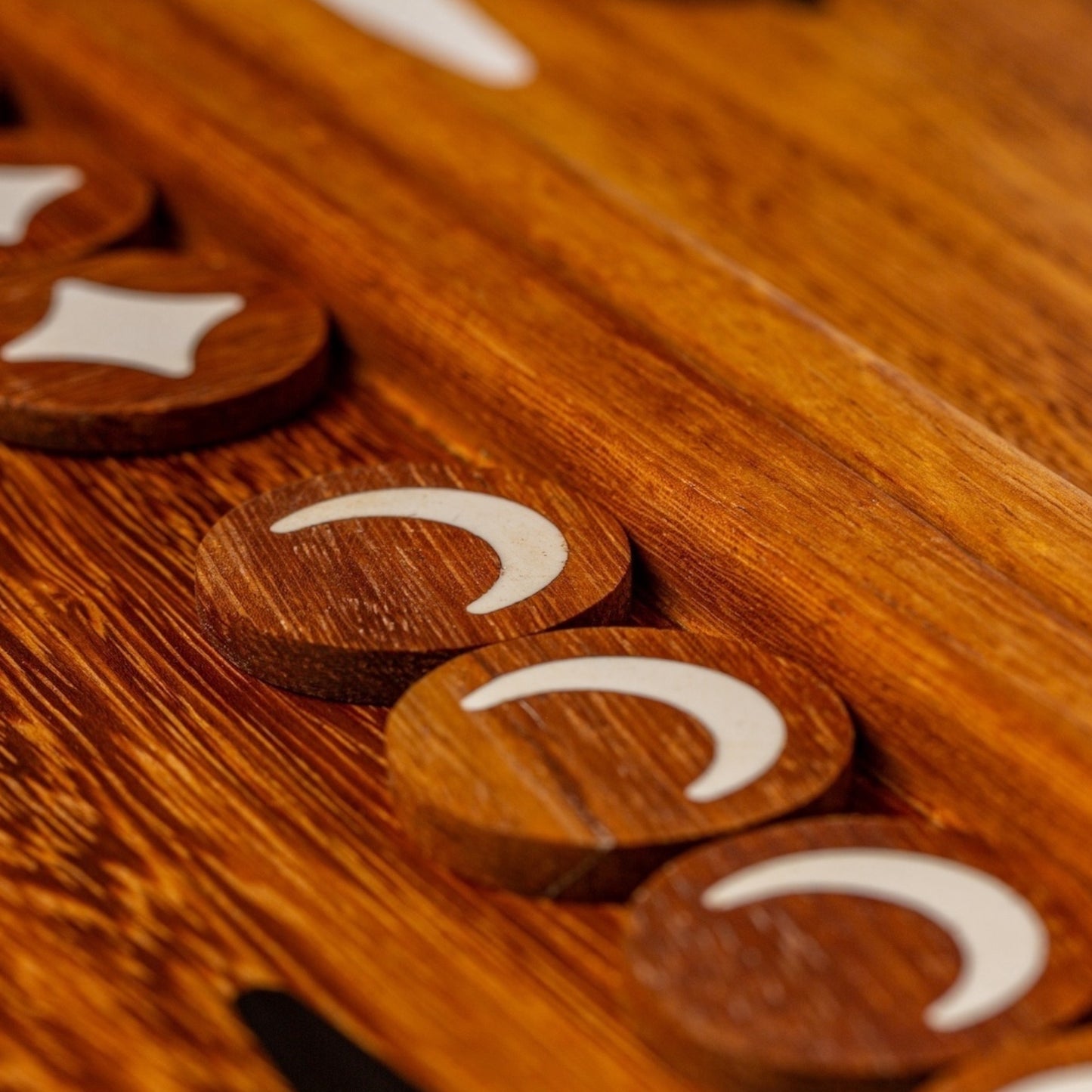 Lamu Backgammon board